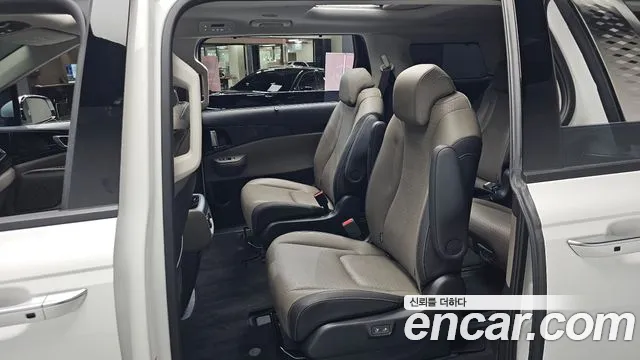 2024 Kia The New Carnival 4th Gen HEV 9seater Signature Sold VIN KNANE81ABRS008600 – engine bay 2024 Kia The New Carnival 4th Gen HEV 9seater Signature Sold VIN KNANE81ABRS008600 – engine bay