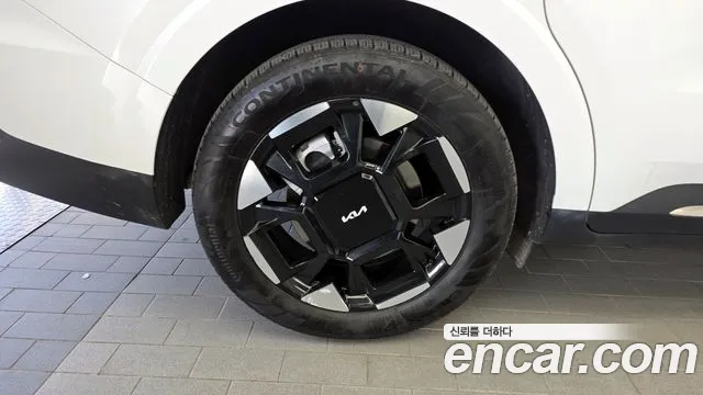 2024 Kia The New Carnival 4th Gen HEV 7seater Signature Sold VIN KNANE81ABRS009198 – undercarriage