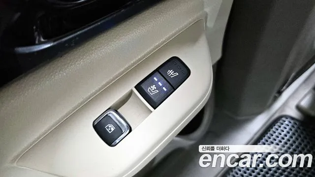 2025 Kia The New Carnival 4th Gen HEV 7seater Signature Sold VIN KNANE81ABSS016349 – side profile