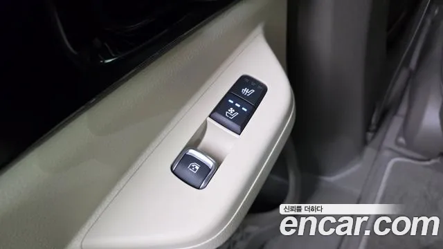 2025 Kia The New Carnival 4th Gen HEV 9seater Signature Sold VIN KNANE81ABSS020789 – photo 17