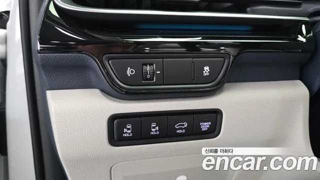 2025 Kia The New Carnival 4th Gen HEV 9seater Signature Sold VIN KNANE81ABSS027428 – photo 18 2025 Kia The New Carnival 4th Gen HEV 9seater Signature Sold VIN KNANE81ABSS027428 – photo 18