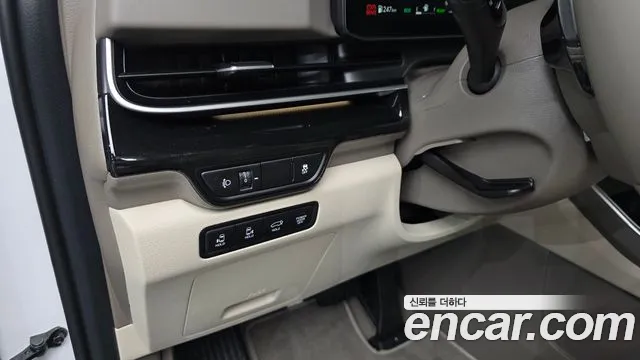 2025 Kia The New Carnival 4th Gen HEV 7seater Signature Sold VIN KNANE81ABSS091748 – front exterior 2025 Kia The New Carnival 4th Gen HEV 7seater Signature Sold VIN KNANE81ABSS091748 – front exterior