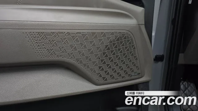 2025 Kia The New Carnival 4th Gen HEV 7seater Gravity Sold VIN KNANE81ABSS110917 – interior seats