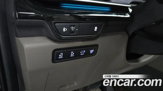 2025 Kia The New Carnival 4th Gen HEV 7seater Gravity Sold VIN KNANE81ABSS110917 – photo 32