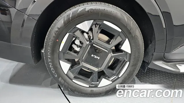 2026 Kia The New Carnival 4th Gen HEV 7-Seater Hi Limousine Sold VIN KNANE81ABTS132756 – photo 13 2026 Kia The New Carnival 4th Gen HEV 7-Seater Hi Limousine Sold VIN KNANE81ABTS132756 – photo 13
