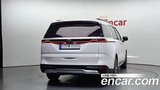2021 Kia Carnival 4Generation 9-Seater Signature Sold VIN KNANE81BBMS021021 – exterior detail