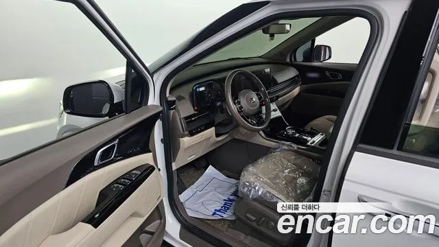 2021 Kia Carnival 4Generation 9-Seater Signature Sold VIN KNANE81BBMS021021 – trunk area