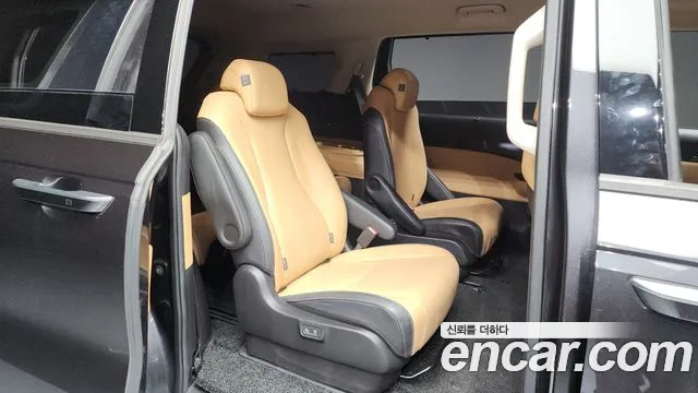 2021 Kia Carnival 4th Gen 9-Seater Signature Sold VIN KNANE81BBMS028263 – dashboard