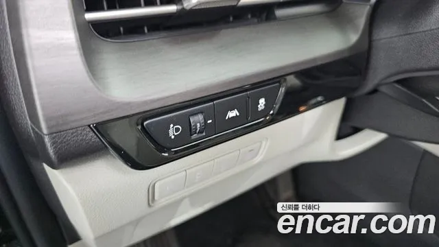 2021 Kia Carnival 4th Gen 9-Seater Signature Sold VIN KNANE81BBMS039950 – side profile