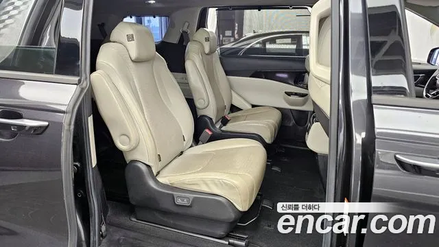 2021 Kia Carnival 4generation 9-Seater Signature Sold VIN KNANE81BBMS045495 – front exterior