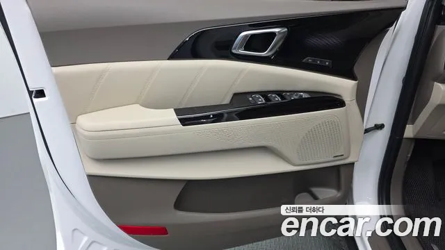 2021 Kia Carnival 4Generation 9-Seater Signature Sold VIN KNANE81BBMS048224 – rear exterior
