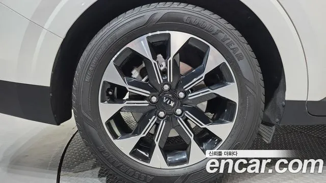 2021 Kia Carnival 4Generation 9-Seater Signature Sold VIN KNANE81BBMS048224 – undercarriage