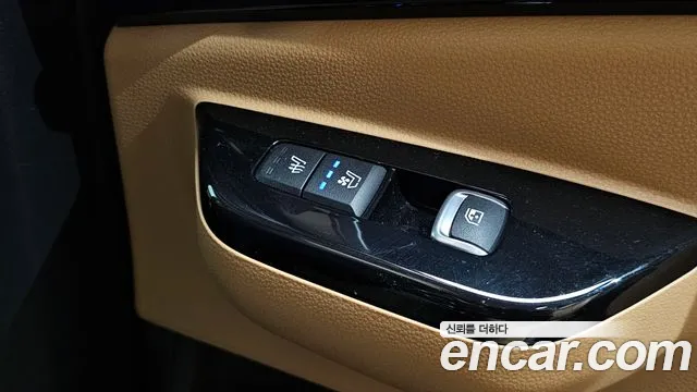 2021 Kia Carnival 4Generation 9-Seater Signature Sold VIN KNANE81BBMS050919 – dashboard