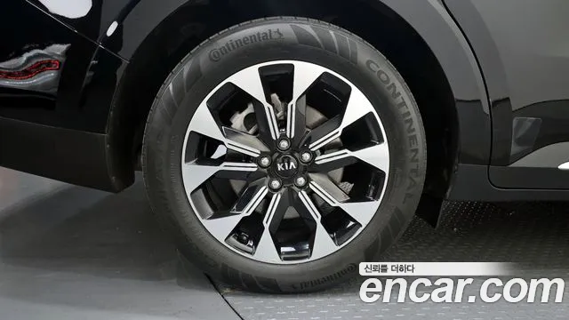 2021 Kia Carnival 4Generation 9-Seater Signature Sold VIN KNANE81BBMS050919 – trunk area