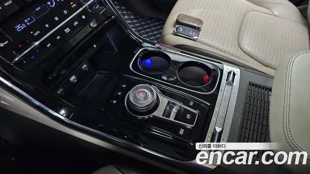 2021 Kia Carnival 4generation 9-Seater Hi-Limousine Sold VIN KNANE81BBMS061746 – front exterior