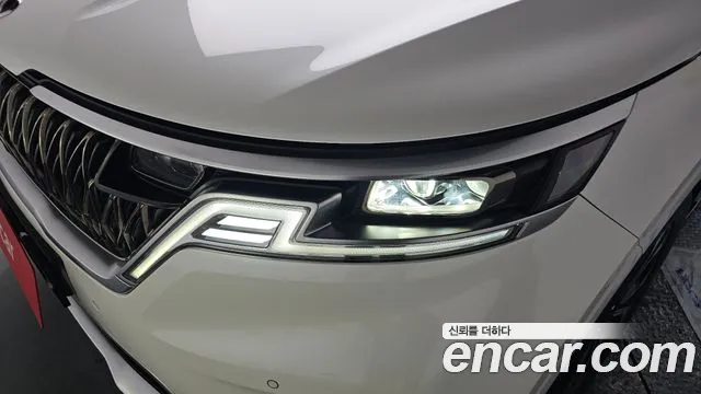 2021 Kia Carnival 4th Gen 9-Seater Signature Sold VIN KNANE81BBMS064836 – exterior detail