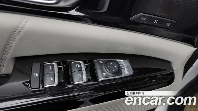 2021 Kia Carnival 4th Gen 9-Seater Signature Sold VIN KNANE81BBMS078215 – photo 22