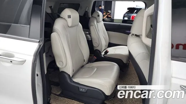 2021 Kia Carnival 4th Gen 9-Seater Signature Sold VIN KNANE81BBMS078215 – photo 28