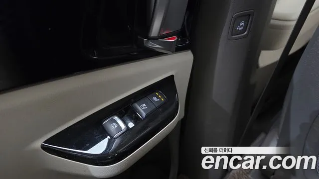 2021 Kia Carnival 4th Gen 9-Seater Signature Sold VIN KNANE81BBMS080131 – side profile