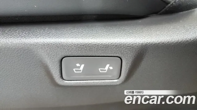2021 Kia Carnival 4Generation 9-Seater Signature Sold VIN KNANE81BBMS084703 – dashboard
