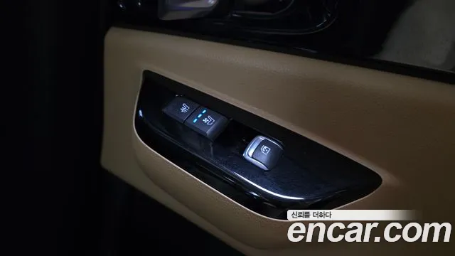 2021 Kia Carnival 4Generation 9-Seater Signature Sold VIN KNANE81BBMS092709 – dashboard