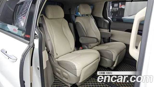 2021 Kia Carnival 4th Gen 7-Seater Signature Sold VIN KNANE81BBMS094547 – exterior detail