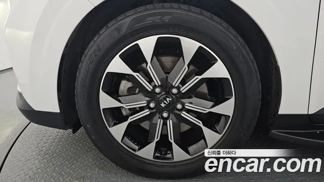 2021 Kia Carnival 4Generation 9-Seater Signature – VIN KNANE81BBMS100338 2021 Kia Carnival 4Generation 9-Seater Signature VIN KNANE81BBMS100338