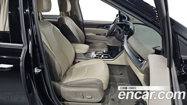 2021 Kia Carnival 4th Gen 9-Seater Hi-Limousine Sold VIN KNANE81BBMS115498 – rear exterior