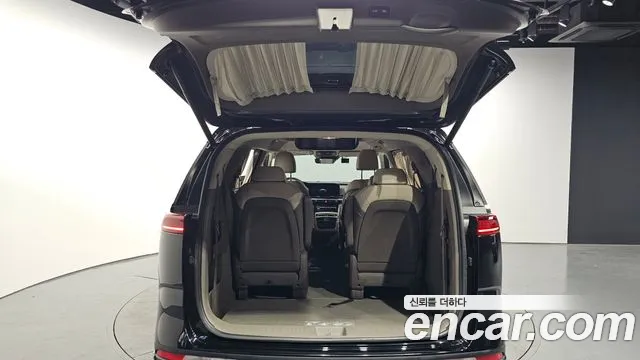 2021 Kia Carnival 4th Gen 9-Seater Hi-Limousine Sold VIN KNANE81BBMS115498 – side profile