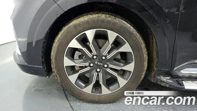 2022 Kia Carnival 4th Gen 7-Seater Hi-Limousine Sold VIN KNANE81BBNS136986 – interior seats