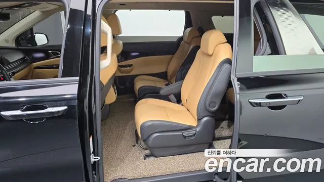 2022 Kia Carnival 4th Gen 9-Seater Signature Sold VIN KNANE81BBNS160159 – side profile