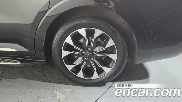 2022 Kia Carnival 4th Gen 9-Seater Signature Sold VIN KNANE81BBNS183171 – exterior detail