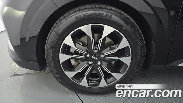 2023 Kia Carnival 4Generation 9-Seater Signature Sold VIN KNANE81BBPS200217 – undercarriage