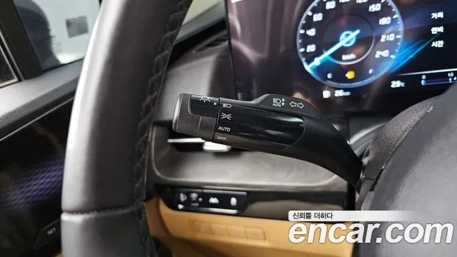 2023 Kia Carnival 4Generation 9-Seater Signature Sold VIN KNANE81BBPS217443 – photo 31