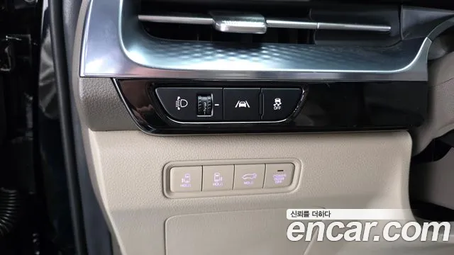 2023 Kia Carnival 4th Gen 7-Seater Hi-Limousine Sold VIN KNANE81BBPS243155 – exterior detail