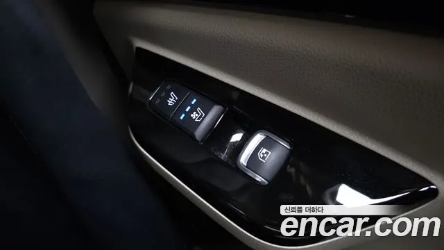 2023 Kia Carnival 4th Gen 9-Seater Hi-Limousine Sold VIN KNANE81BBPS257924 – photo 33