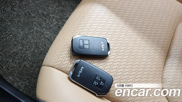 2023 Kia Carnival 4Generation 9-Seater Signature Sold VIN KNANE81BBPS277273 – engine bay