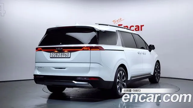 2023 Kia Carnival 4Generation 9-Seater Signature Sold VIN KNANE81BBPS285923 – trunk area