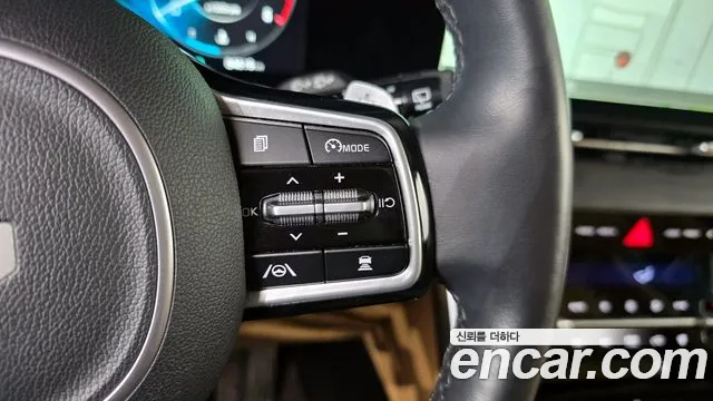 2023 Kia Carnival 4th Gen 7-Seater Signature Sold VIN KNANE81BBPS292307 – photo 25