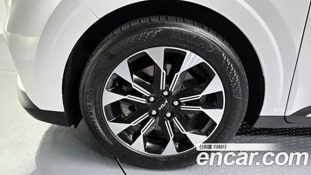 2023 Kia Carnival 4th Gen 7-Seater Signature Sold VIN KNANE81BBPS292307 – photo 32