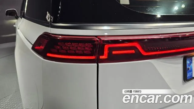 2023 Kia Carnival 4th Gen 7-Seater Signature Sold VIN KNANE81BBPS296542 – odometer reading
