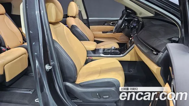 2023 Kia Carnival 4th Gen 7-Seater Signature Sold VIN KNANE81BBPS321399 – rear exterior