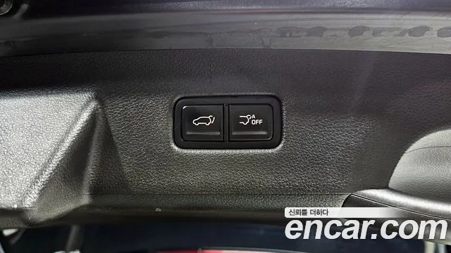 2023 Kia Carnival 4th Gen 9-Seater Signature Sold VIN KNANE81BBPS327592 – trunk area