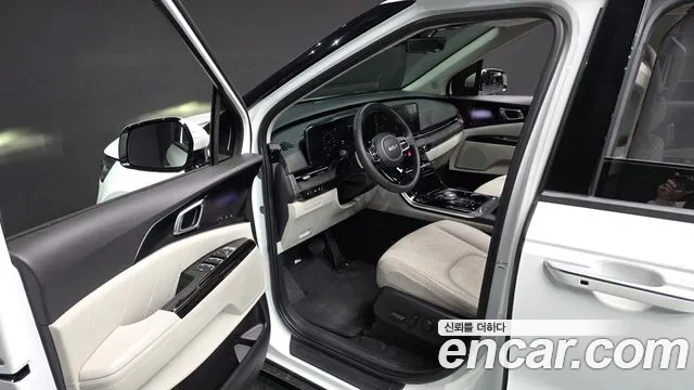 2023 Kia Carnival 4Generation 9-Seater Signature Sold VIN KNANE81BBPS329307 – interior seats