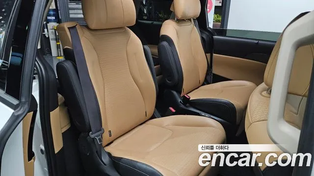 2023 Kia Carnival 4Generation 7-Seater Signature Sold VIN KNANE81BBPS336590 – photo 26