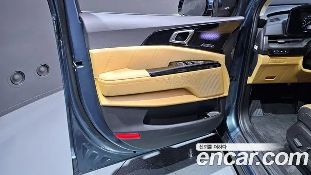 2023 Kia Carnival 4th Gen 7-Seater Signature Sold VIN KNANE81BBPS338829 – photo 29