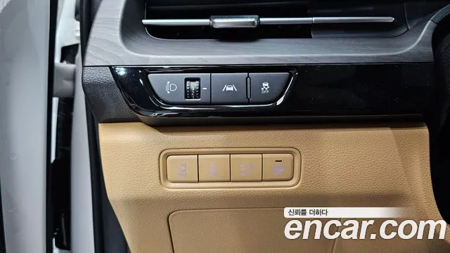 2023 Kia Carnival 4th Gen 9-Seater Signature Sold VIN KNANE81BBPS348015 – dashboard