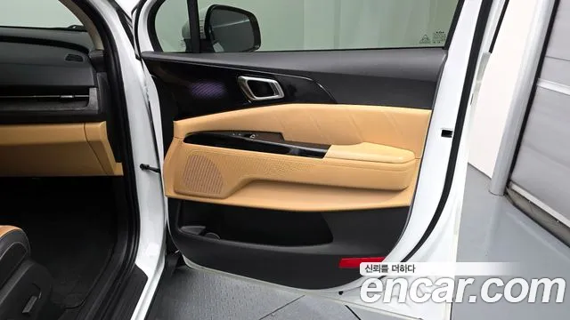 2023 Kia Carnival 4th Gen 9-Seater Signature Sold VIN KNANE81BBPS363738 – odometer reading