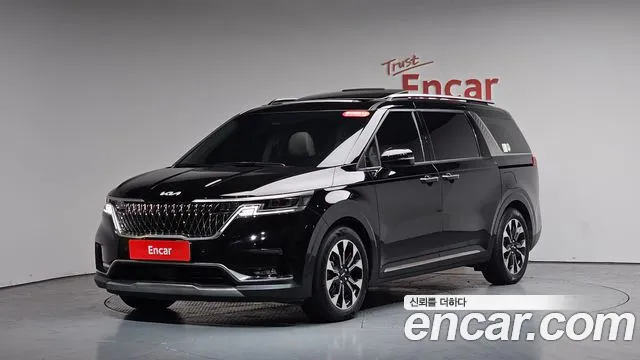 2023 Kia Carnival 4th Gen 9-Seater Signature Sold VIN KNANE81BBPS365563 – side profile