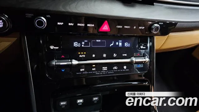 2023 Kia Carnival 4Generation 9-Seater Signature Sold VIN KNANE81BBPS386042 – engine bay